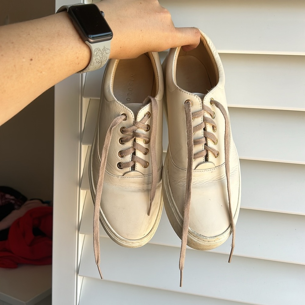 Nisolo Elayna Sneaker